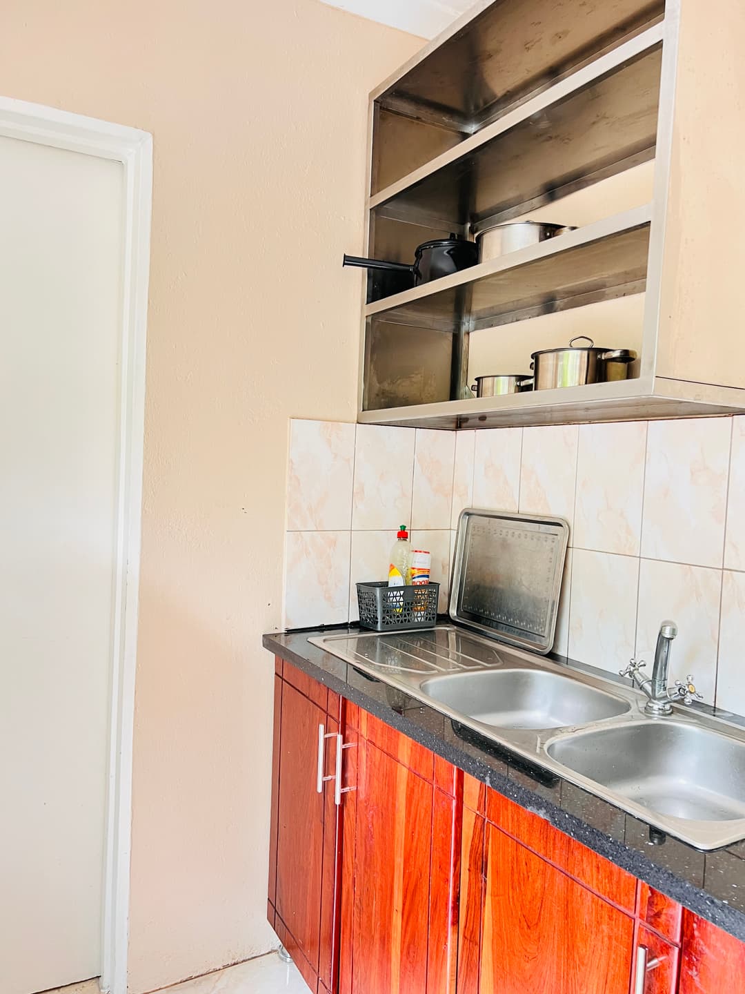 Standard En-suite Room image 6