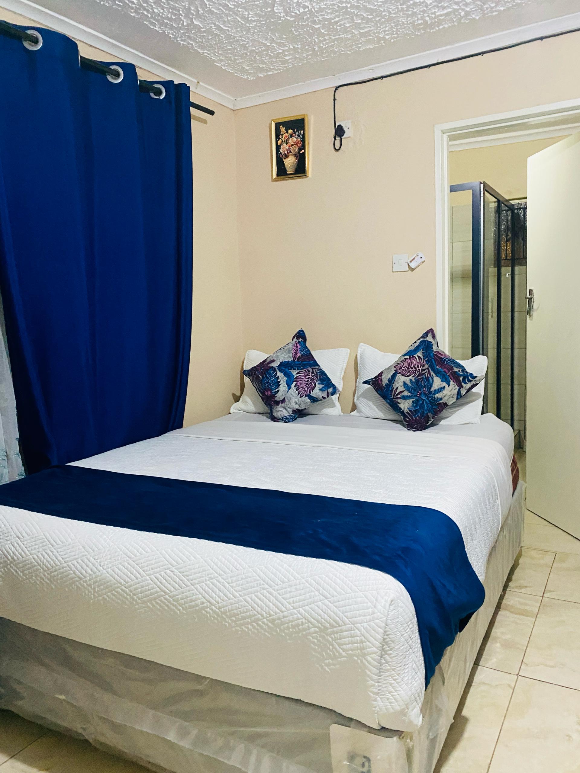 Standard En-suite Room image 1