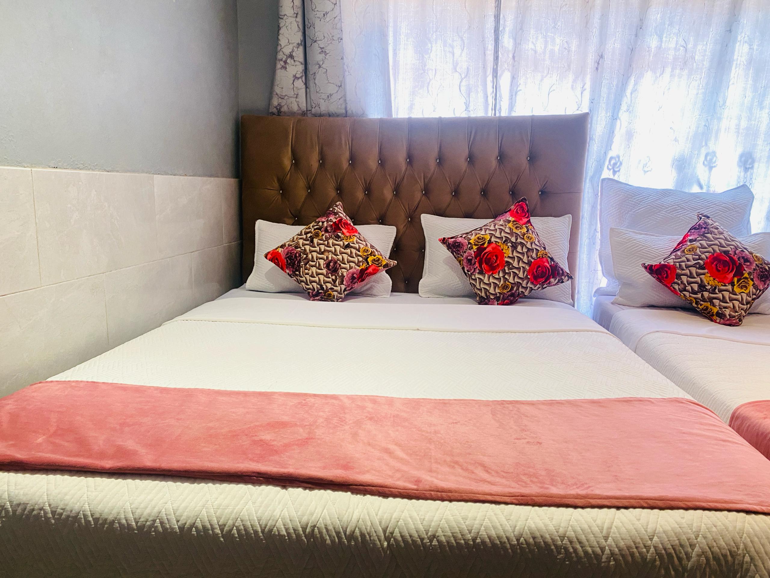 Standard Room image 1